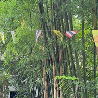 วัดพระบาทปู่ผาแดง (วัดเฉลิมพระเกียรติพระจอมเกล้าราชานุสรณ์)
