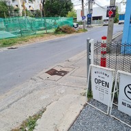 หน้าร้าน 6 Nature Specialty Cafe ถนน กาญจนาภิเษก