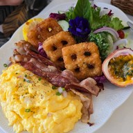 Sun Rays Cafe