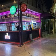 บรรยากาศ คุ้ง คาแนล Cafe&Restaurant