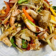 ตำปะล่ะส้มตำเจ้สุรสเด็ดเผ็ดดาก&กระเพาเลือกหน้า วัชรพล
