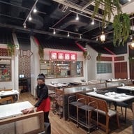 บรรยากาศ เอี่ยวไถ่ สุกี้โบราณ ไอซีเอส