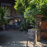 Ho: BAKE & CRAFT CAFE'