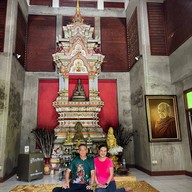 วัดพระบาทปู่ผาแดง (วัดเฉลิมพระเกียรติพระจอมเกล้าราชานุสรณ์)
