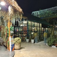 บรรยากาศ คุ้ง คาแนล Cafe&Restaurant