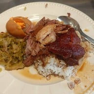 เมนูของร้าน โค้วจั้วฮวดขาหมูเจ้าเก่า วังบูรพา