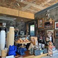 Ruen Lek เรือนเล็ก