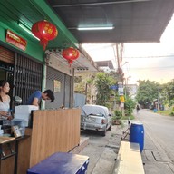 บรรยากาศ ผัดไทยเจ๊สำราญ เพชรเกษม77