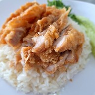 เมนูของร้าน โกชัยข้าวมันไก่