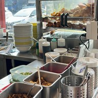 ก๋วยเตี๋ยวนายอ้วนเย็นตาโฟบะเต็งเสาชิงช้า บางจาก กาญจนาภิเษก บางบอน