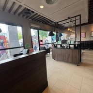 Starbucks สุขาภิบาล 1