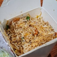 เมนูของร้าน ผัดไทยเจ๊สำราญ เพชรเกษม77