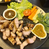 เมนูของร้าน นี่ไงร้านกินเต็ก