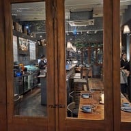 บรรยากาศ La Casa Nostra