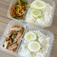 เจ๊ไก่อาหารใต้ อาหารตามสั่ง