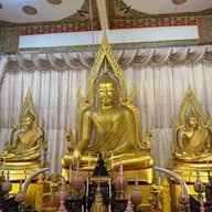 พระมหาธาตุแก่นนคร (วัดหนองแวง)