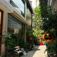 REN Cafe & Goods Charoenkrung