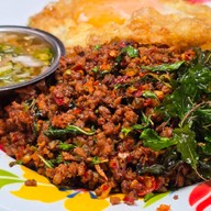 FEAW BKK เฟี้ยววว อาร์คิว 49