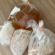 ก๋วยจั๊บหมอผี ก๋วยจั๊บญวนอุบลราชธานีสูตรต้นตำรับ โชคชัย4