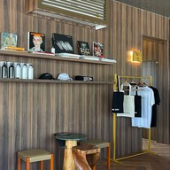 TAKARA CAFE