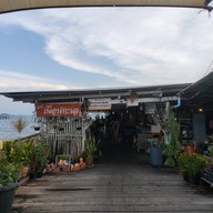 ร้านอาหารเพื่อนทะเล