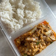 ปูผัดผงกะหรี่