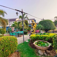 บรรยากาศ สวนอาหารบ้านใบเตย