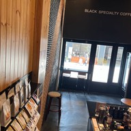 BLACK (Black Specialty Coffee & Slow bar) โครงการ เดอะ ฮับ พหลฯ อารีย์