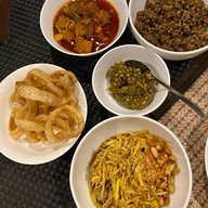 ร้านส้มตำเหนือ ซอยสายลม