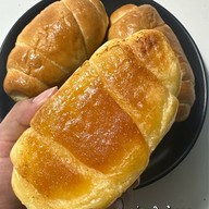 Baking Cottage by Tom