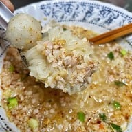 เมนูของร้าน ก๋วยเตี๋ยวลุงกับป้า