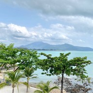 Issara Cape Restaurant & Cafe (อิสระเคป)