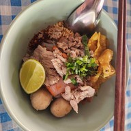 ก๋วยเตี๋ยวไทย นุชสุโขทัย 4