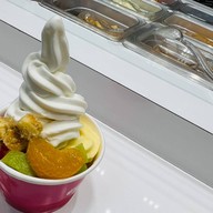 เมนูของร้าน Yogurtland สเปล