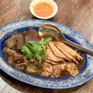 Rongsi Pochana (โรงสีโภชนา) Velaa Sindhorn Village Langsuan