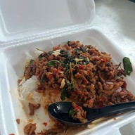 เจ้แหว๋ว อาหารตามสั่ง บ่อวิน