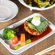 Fukumimi Yakitori