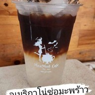 MaeMod  CaFe หน้าอาคารพาณิชย์ติดกับร้านบุญเฮง 18