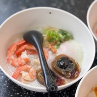 โจ๊ก ไข่กระทะ Begin again eatery