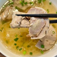 เมนูของร้าน เฝอเวียงจันทน์ โครงการตลาดจริงใจ