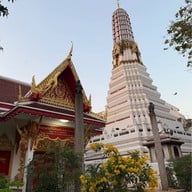 บรรยากาศ วัดจักรวรรดิราชวาสวรมหาวิหาร