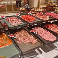 Cascade Restaurant ดุสิตธานี พัทยา