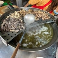 บรรยากาศ ต้มเนื้อ /เครื่องในวัว (หม่อง ราชบพิธ)
