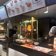 Gourmet Eats เอ็มควอเทียร์