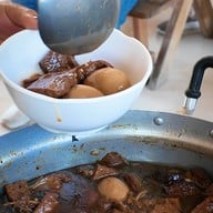 ข้าวแกงป้าน้อย