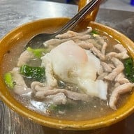 เมนูของร้าน ราดหน้าหม้อดิน สงขลา