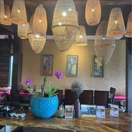 บ้านม่อนม่วน