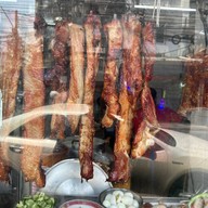 บรรยากาศ รสทิพย์ยอดผัก (บ้านหม้อ) สูตร 90 ปี