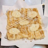 โรตีซิ่ง🏁 บังง'นุต👳🏾 (โรจนะ-หน้าเซเว่นกรีนแมนชั่น) ขายหน้าเซเว่นกรีนนแมนชั่นหลัง4ทุ่มขายในหมู่บ้านแกรนด์วิลเลจ ซอย1 ฝั่งตรงข้ามอาป๋า