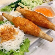 เมนูของร้าน ซินจ่าว ครัวเวียดนาม ในปั๊มน้ำมันคาลเท็กซ์ ต.คลองสาม